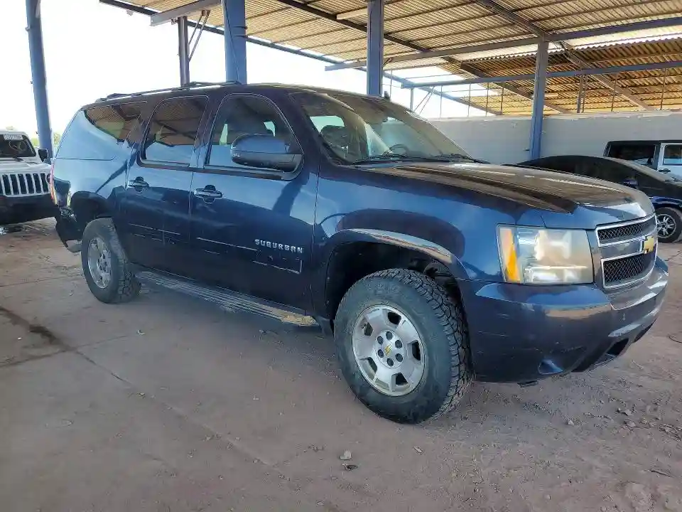 1GNSCHE02DR212835 2013 CHEVROLET SUBURBAN-3