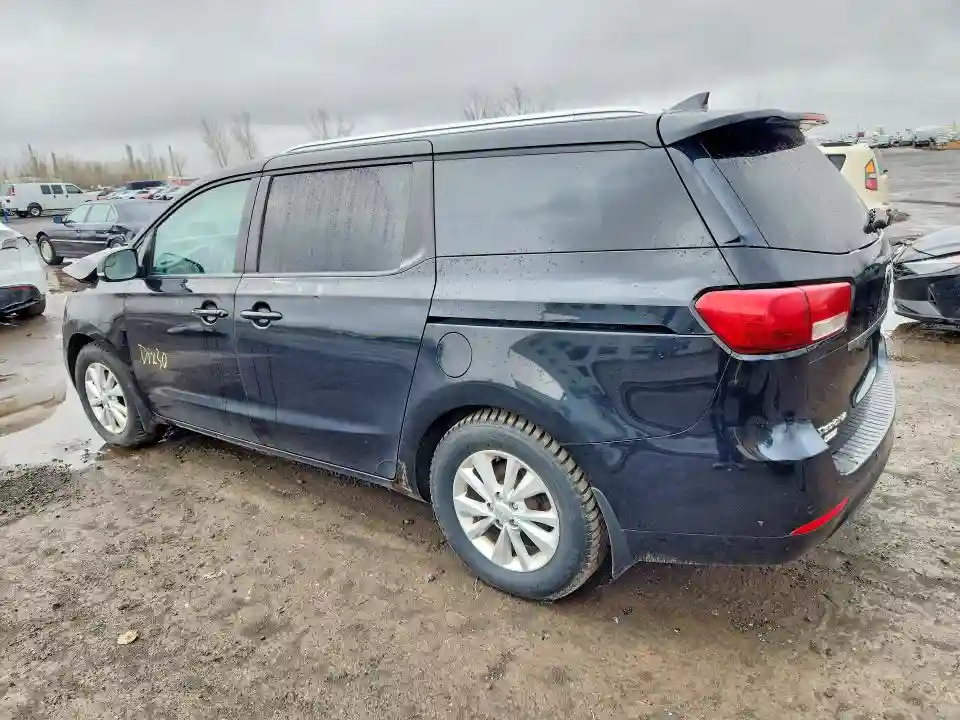 KNDMB5C15H6310974 2017 KIA SEDONA-1