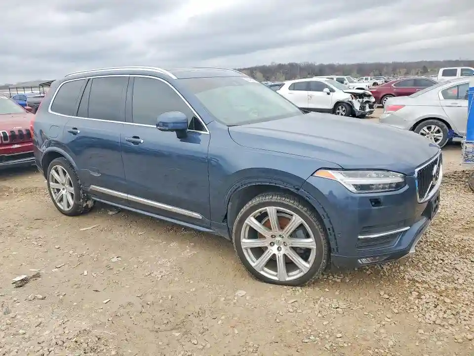YV4A22PLXK1442899 2019 VOLVO XC90-3