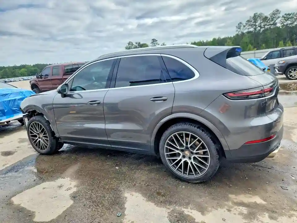 WP1AA2AY8KDA07919 2019 PORSCHE CAYENNE-1