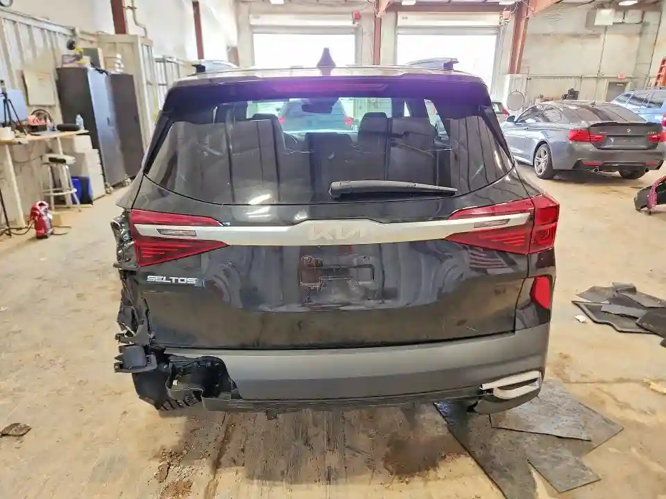 KNDERCAA1P7418153 2023 KIA SELTOS-5