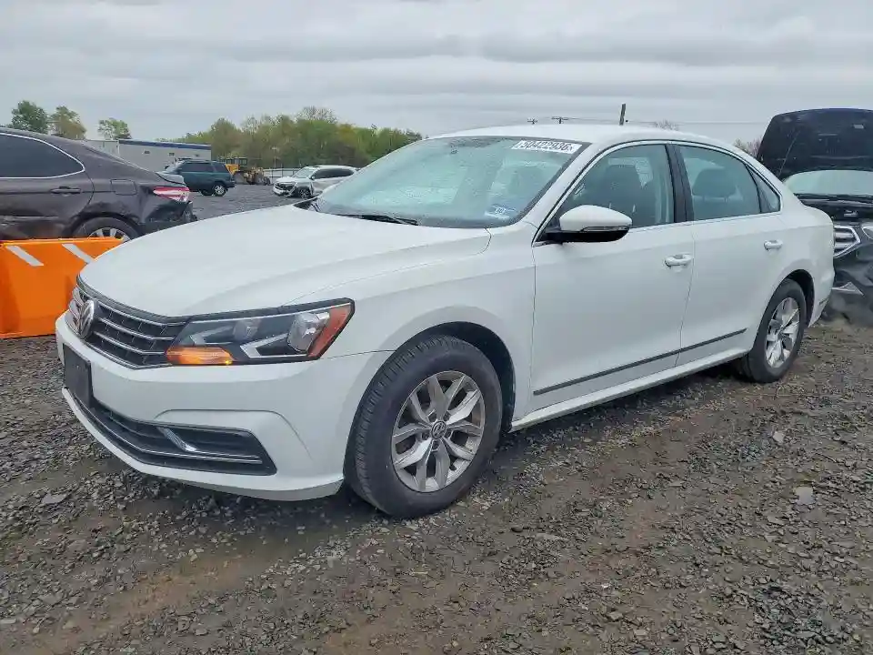 1VWAT7A30HC080971 2017 VOLKSWAGEN PASSAT-0