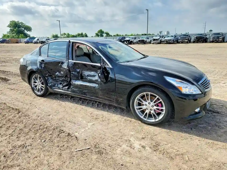 JN1CV6AP5BM502224 2011 INFINITI G37-3