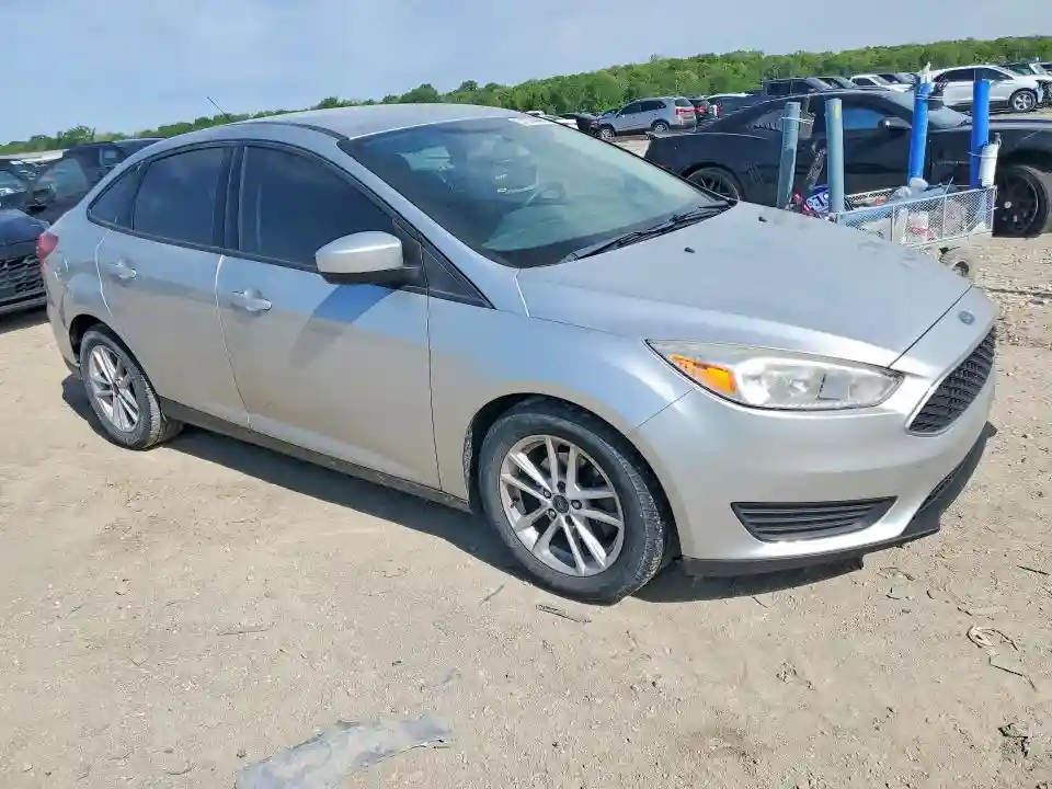 1FADP3F25JL272301 2018 FORD FOCUS-3