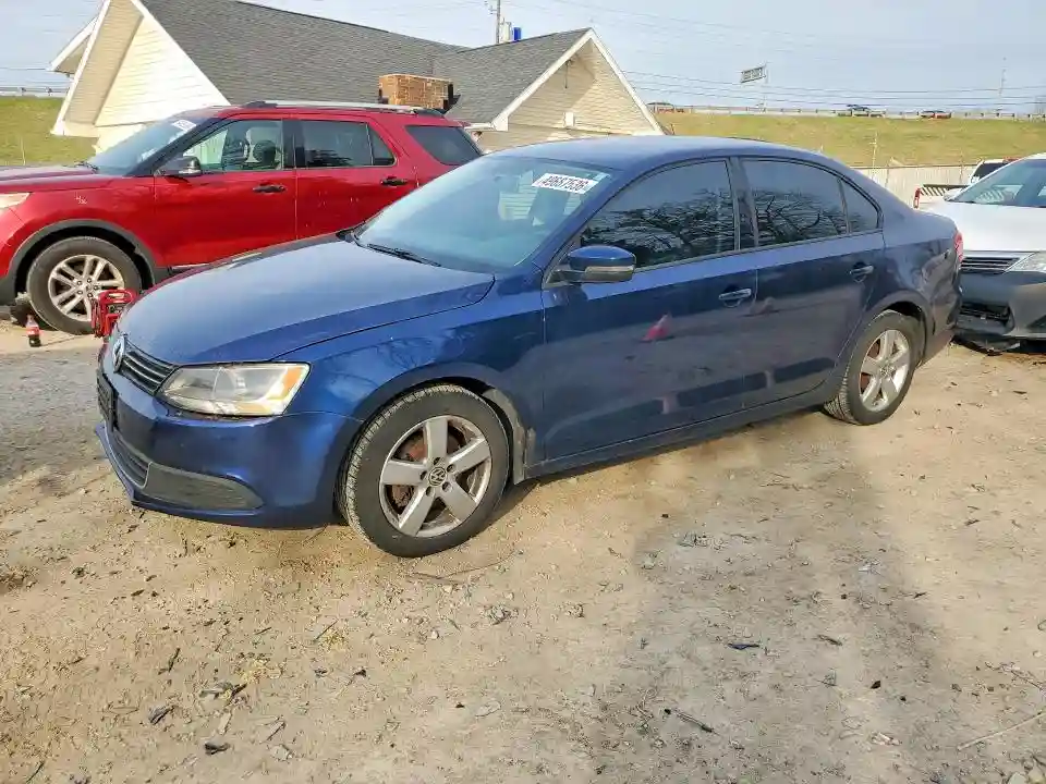 3VWDZ7AJ9BM072139 2011 VOLKSWAGEN JETTA-0