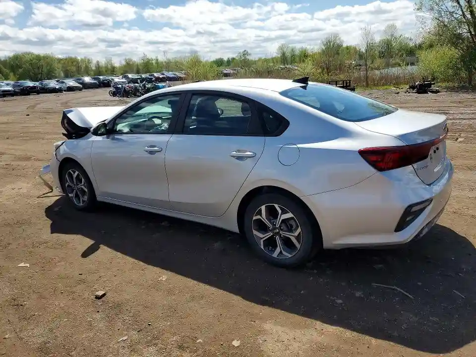 3KPF24AD8ME391120 2021 KIA FORTE-1