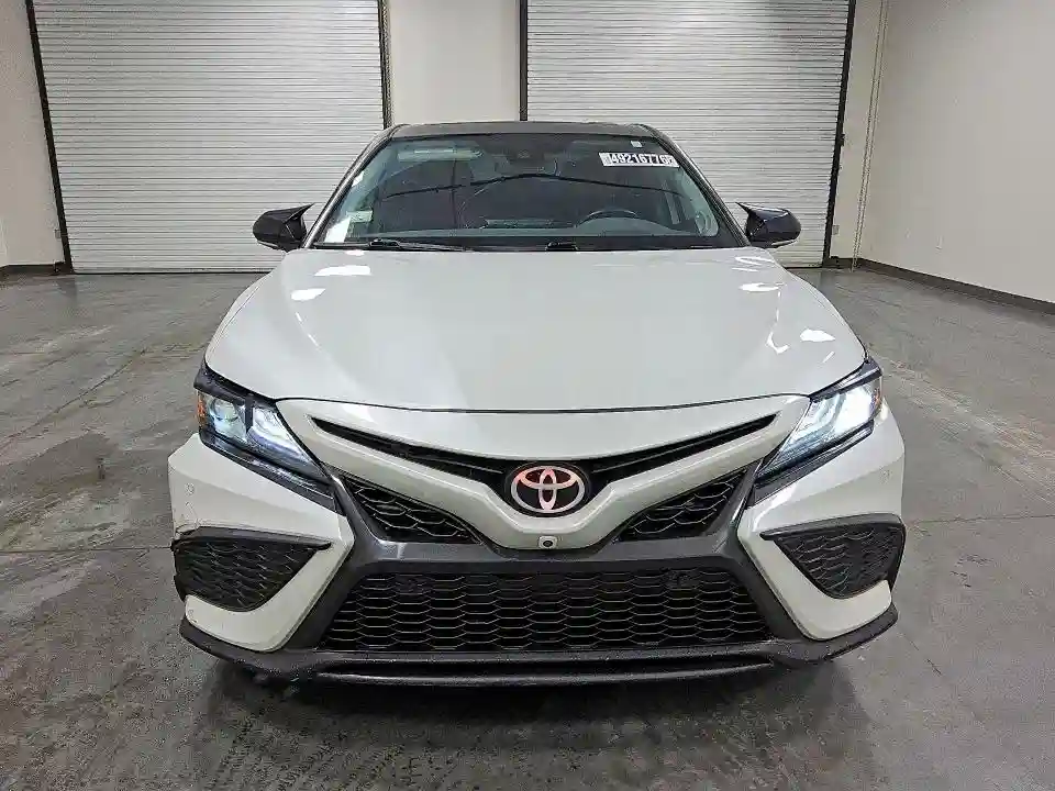 4T1K31AK9NU596775 2022 TOYOTA CAMRY-4