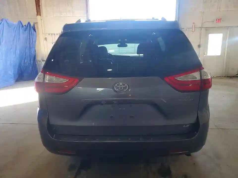 5TDKZ3DC0JS954461 2018 TOYOTA SIENNA-5