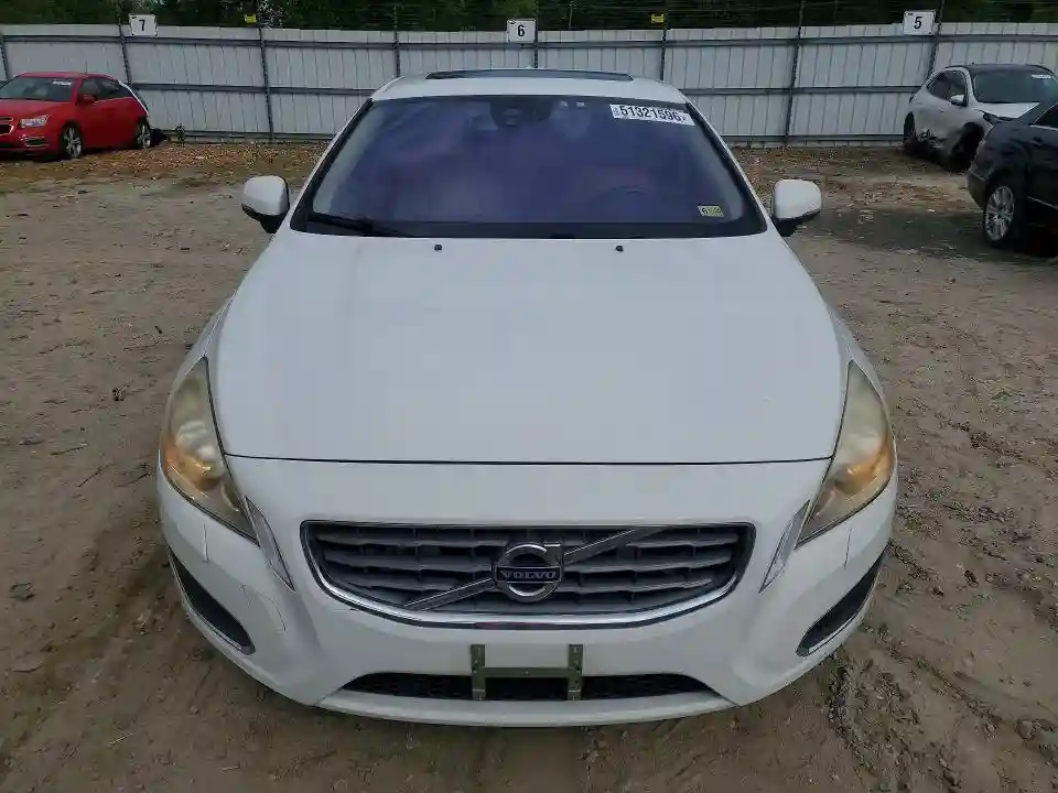 YV1612FS1D1226585 2013 VOLVO S60-4