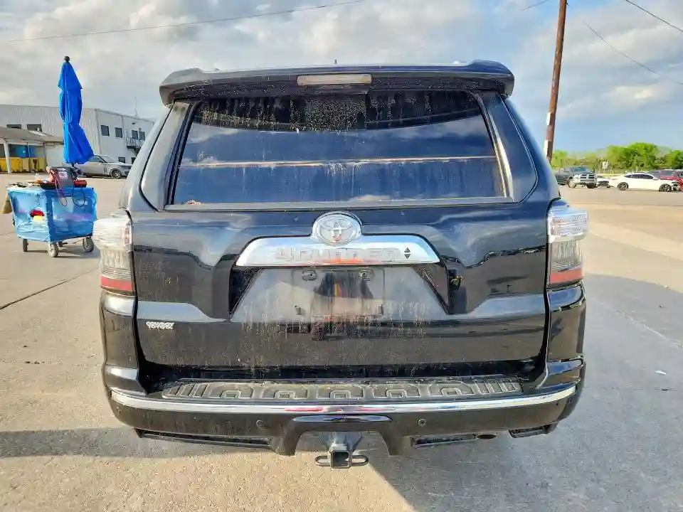 JTEZU5JR8J5190975 2018 TOYOTA 4RUNNER-5
