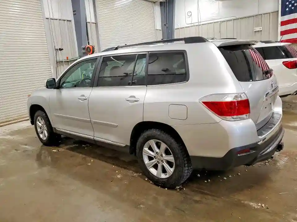 5TDBK3EH1BS079021 2011 TOYOTA HIGHLANDER-1