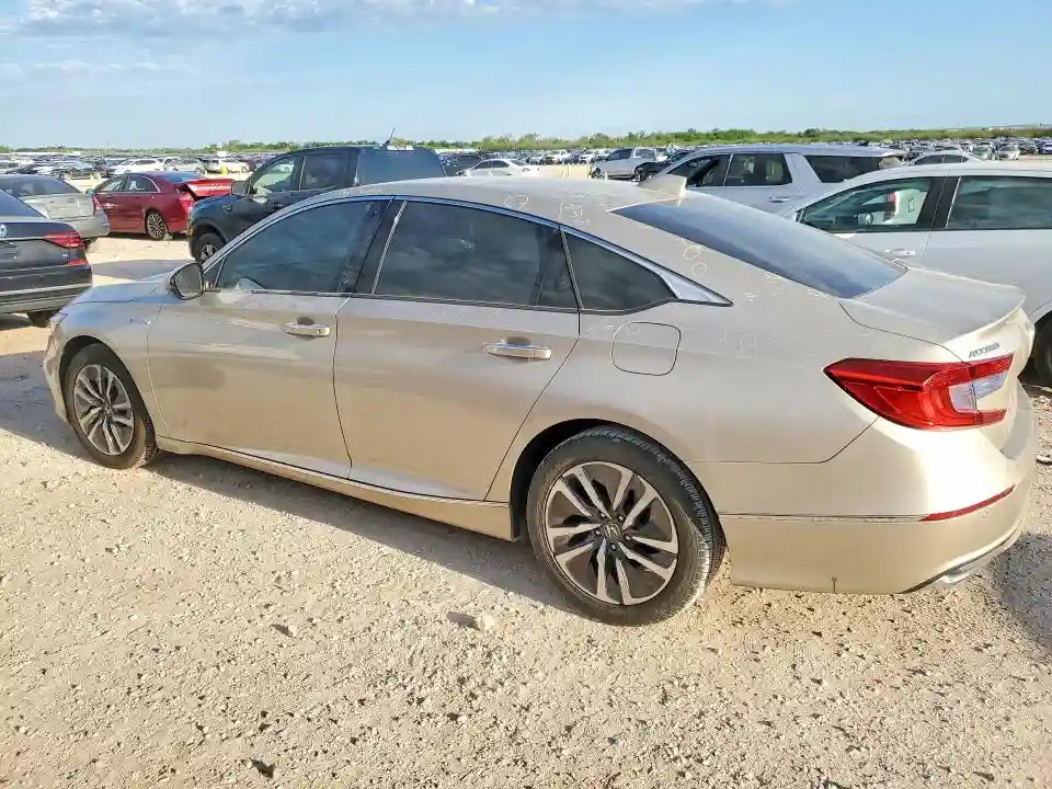 1HGCV3F95LA008973 2020 HONDA ACCORD-1