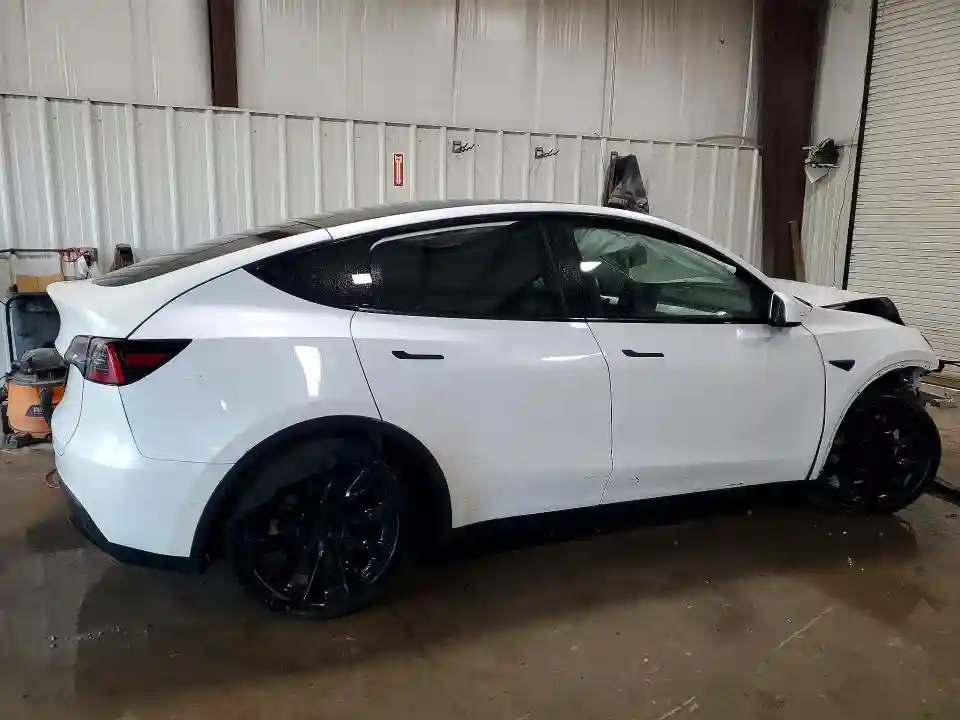 5YJYGDEE5MF187155 2021 TESLA MODEL Y-2
