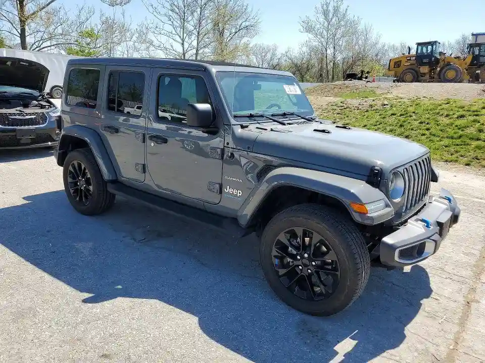 1C4JJXP69PW604562 2023 JEEP WRANGLER-3