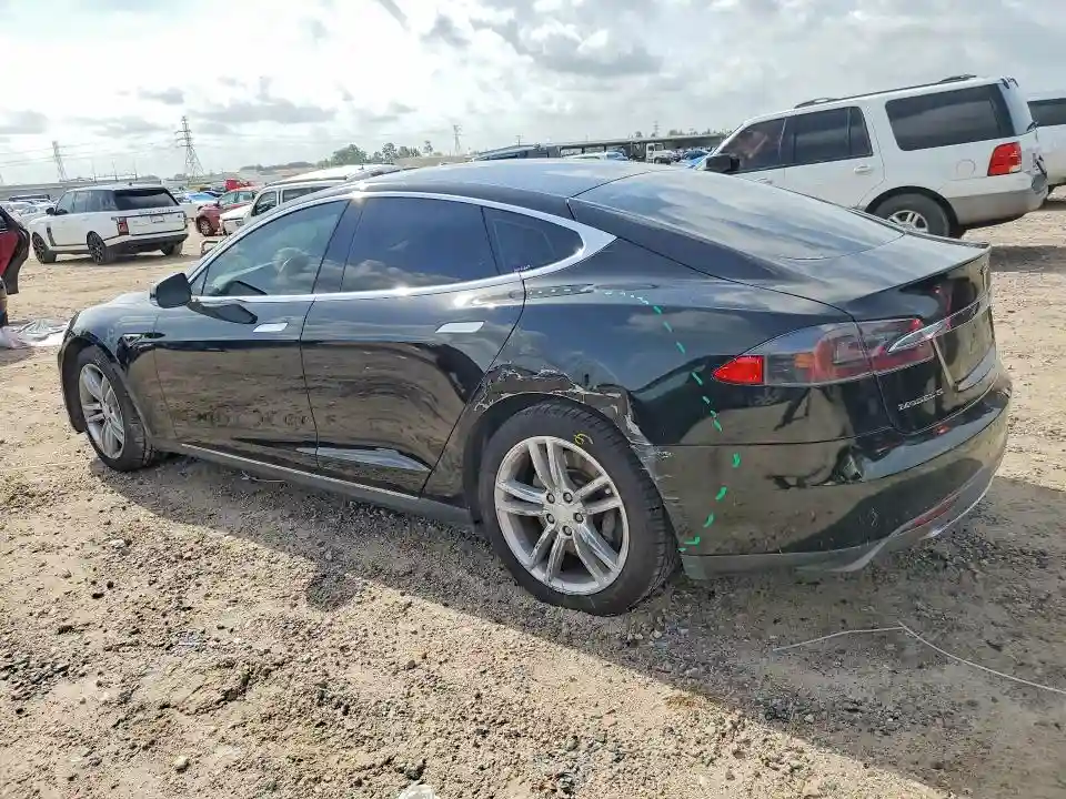 5YJSA1DN1DFP22554 2013 TESLA MODEL S-1