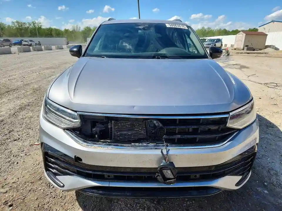 3VVCB7AXXPM016565 2023 VOLKSWAGEN TIGUAN-4