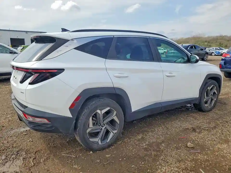 5NMJFCAE0NH059877 2022 HYUNDAI TUCSON-2