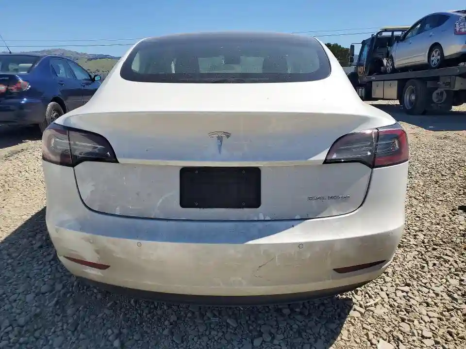 5YJ3E1EB8MF974511 2021 TESLA MODEL 3-5