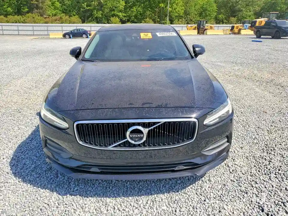 LVY982AK2JP006668 2018 VOLVO S90-4