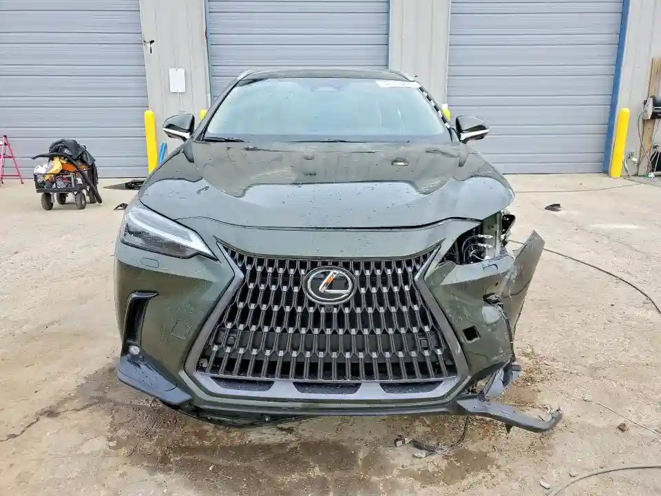 2T2HKCEZ3TC066148 2026 LEXUS NX-4