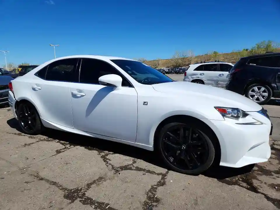 JTHCE1D28F5007983 2015 LEXUS IS-3