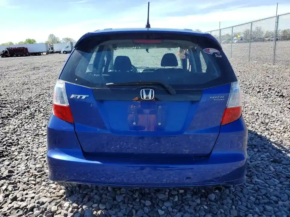 JHMGE8H41AC025056 2010 HONDA FIT-5