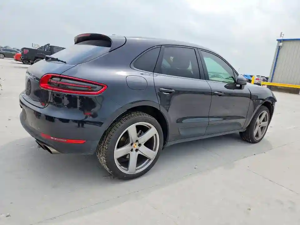 WP1AB2A57GLB52823 2016 PORSCHE MACAN-2