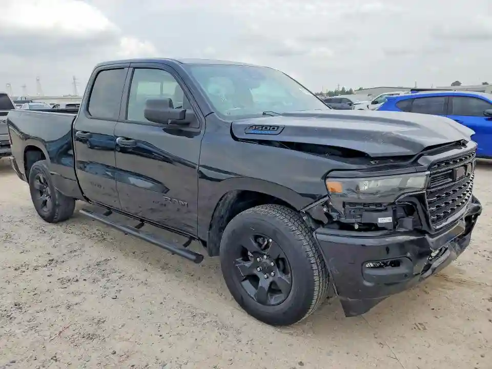 1C6RRFCGXSN553731 2025 RAM 1500-3