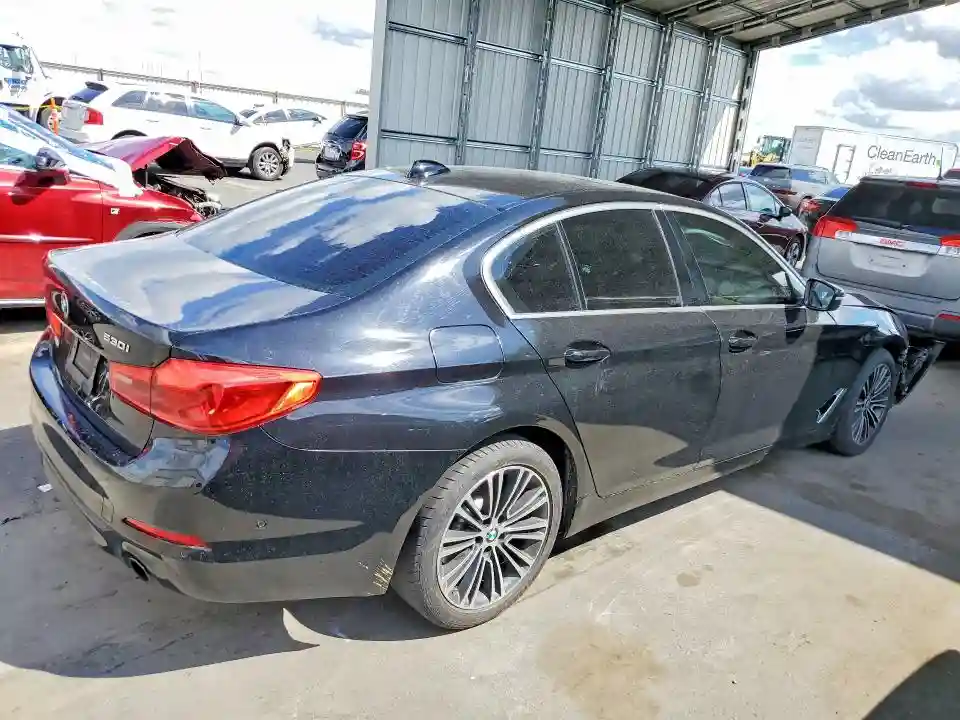 WBAJR3C03LWW83110 2020 BMW 5 SERIES-2