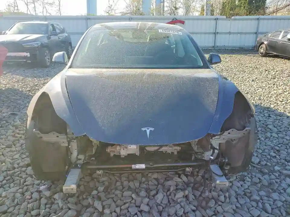 5YJ3E1EAXPF672889 2023 TESLA MODEL 3-4