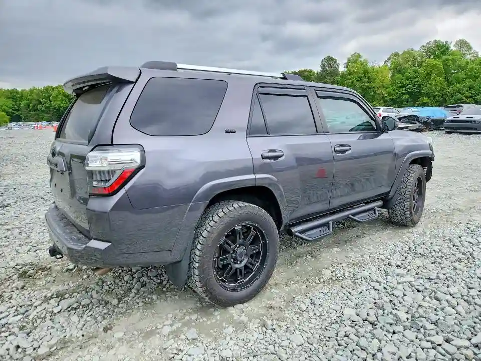 JTEMU5JR8N5974069 2022 TOYOTA 4RUNNER SR-2