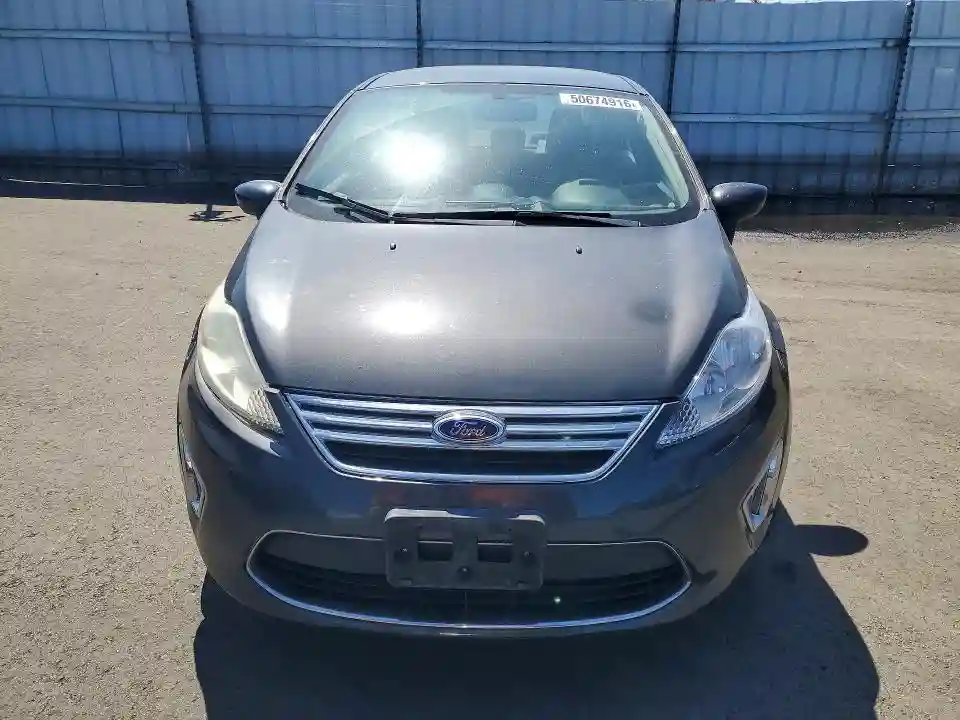 3FADP4CJ7BM221884 2011 FORD FIESTA-4