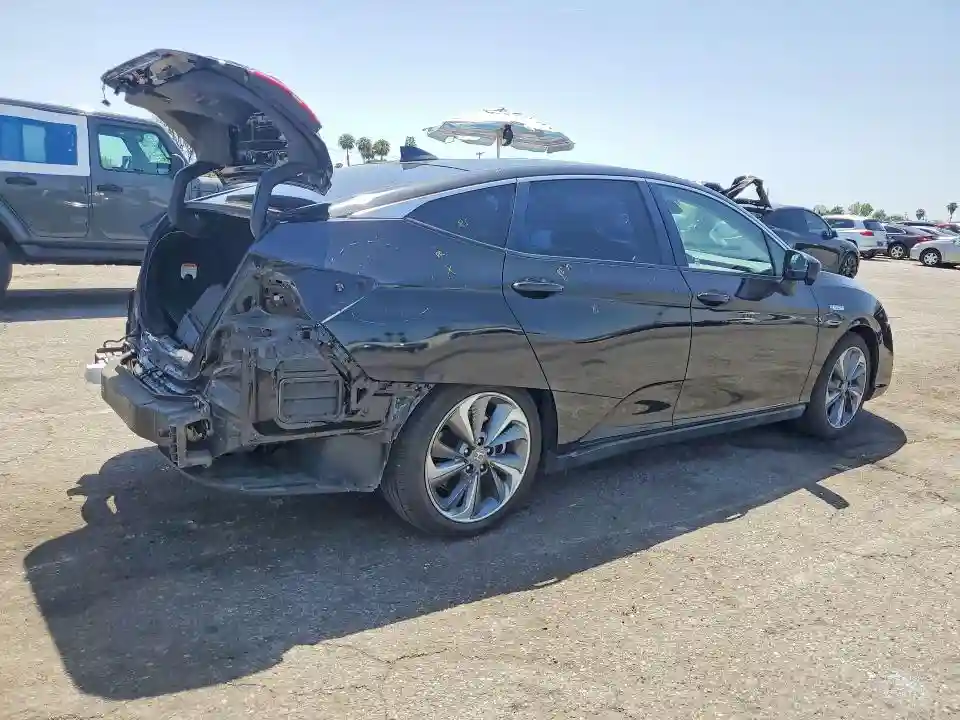 JHMZC5F32JC006930 2018 HONDA CLARITY-2