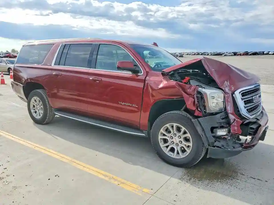 1GKS2GKC3HR303420 2017 GMC YUKON-3