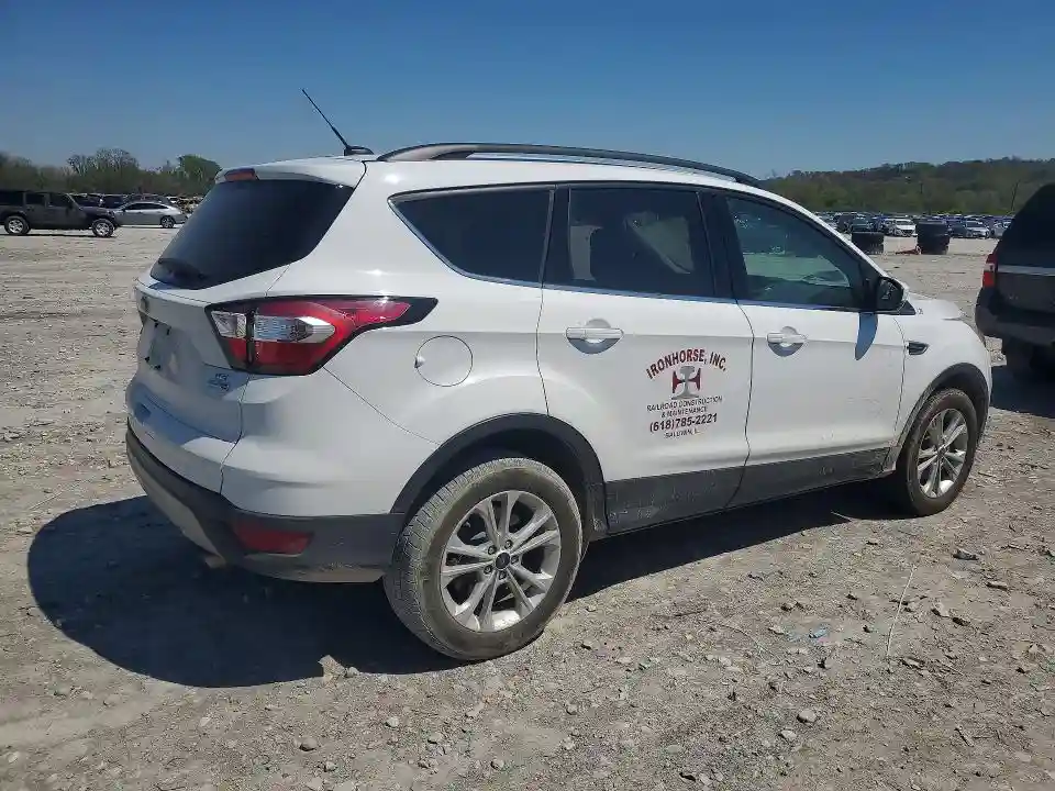 1FMCU9GD2JUB84846 2018 FORD ESCAPE-2