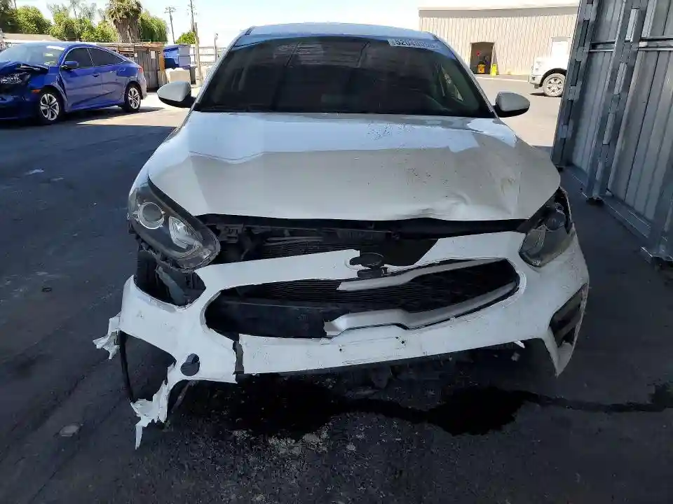 3KPF24ADXKE019520 2019 KIA FORTE-4