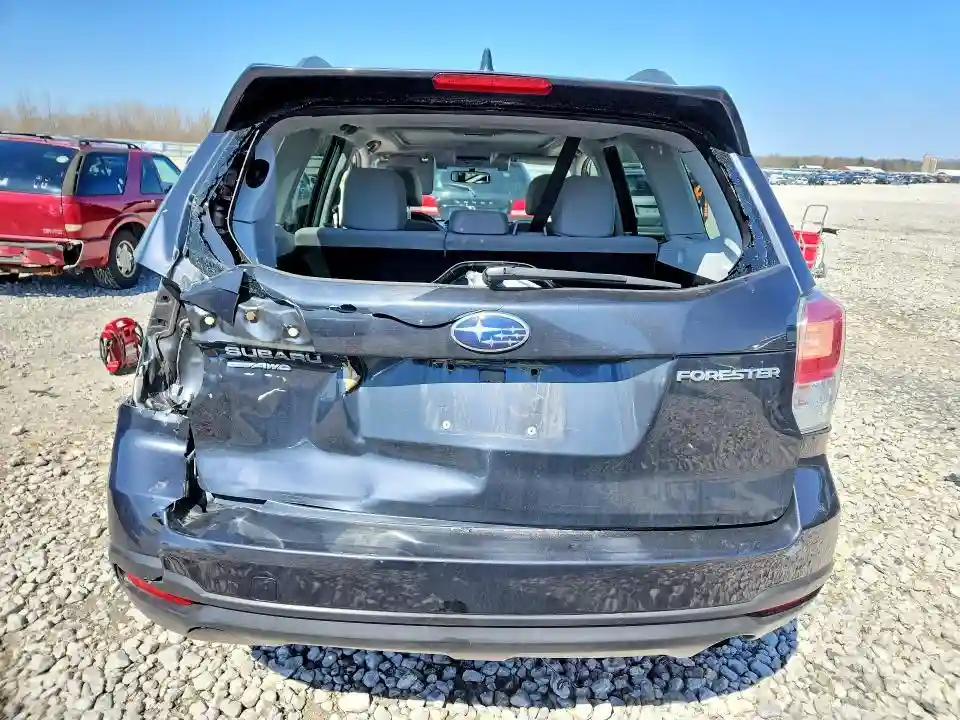 JF2SJAGC2JH462656 2018 SUBARU FORESTER-5