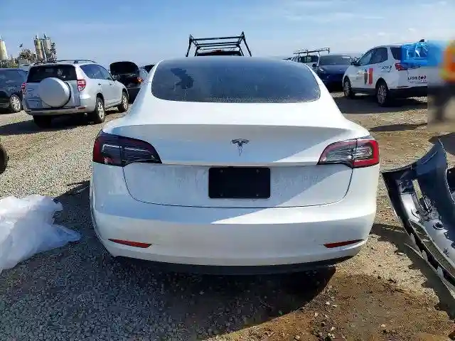 5YJ3E1EA9PF607502 2023 TESLA MODEL 3-5