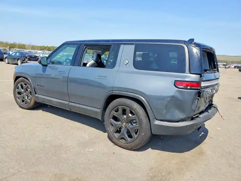 7PDSGBBA0SN065418 2025 RIVIAN RIS-1