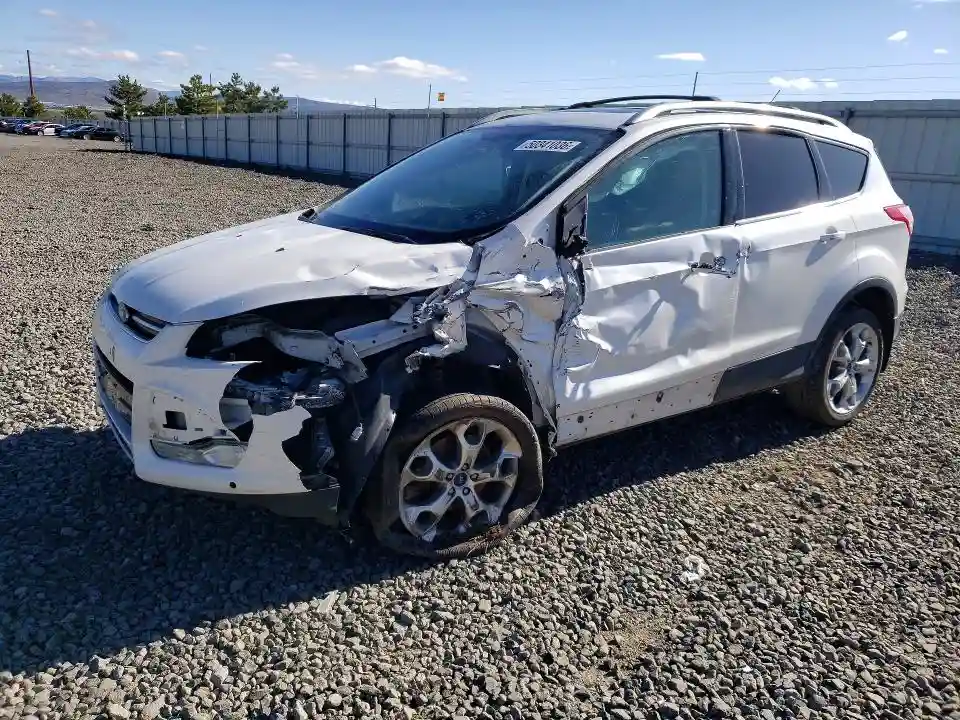 1FMCU9J92FUB31804 2015 FORD ESCAPE-0