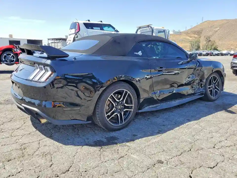 1FATP8UH0N5105712 2022 FORD MUSTANG-2