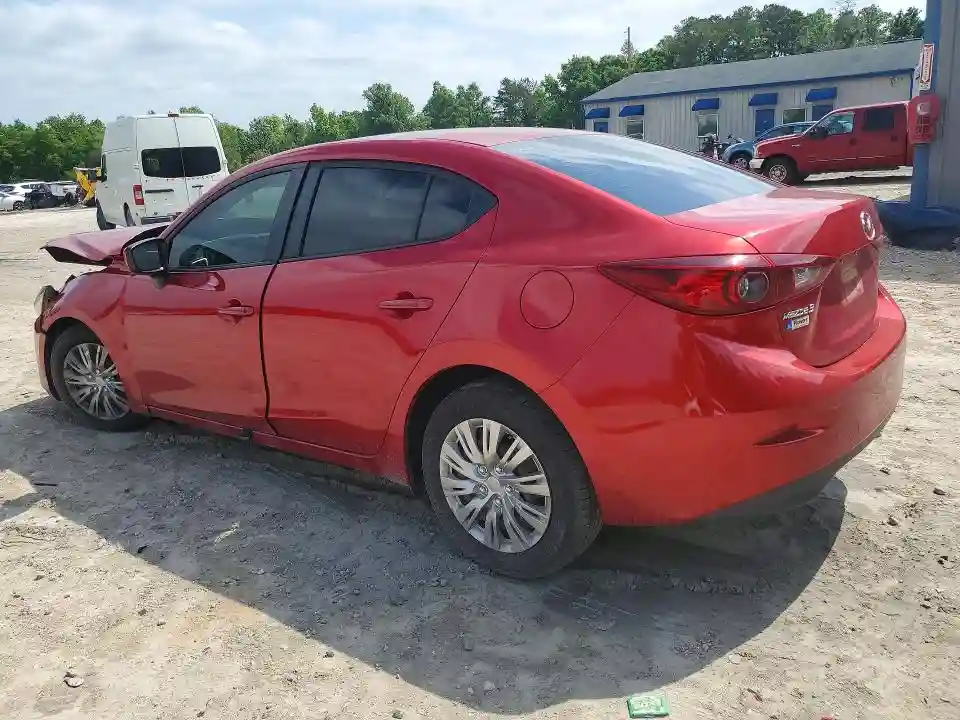 3MZBN1U73JM164295 2018 MAZDA 3-1