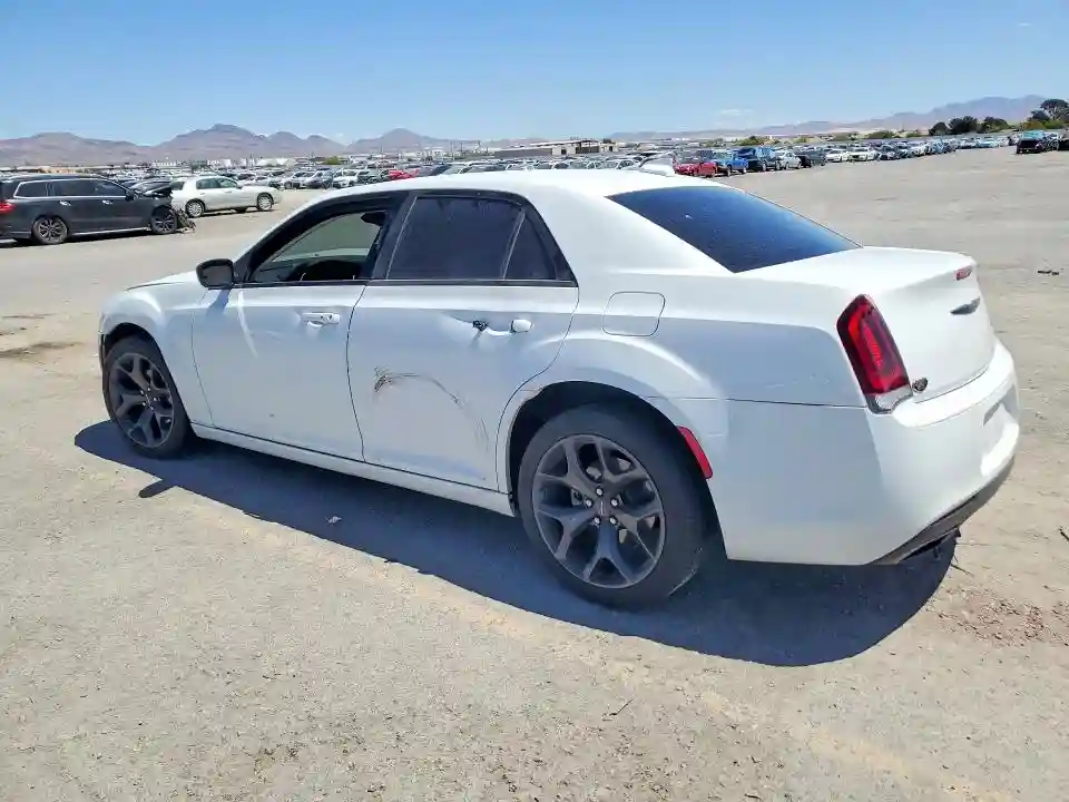 2C3CCAAG6PH666859 2023 CHRYSLER 300-1