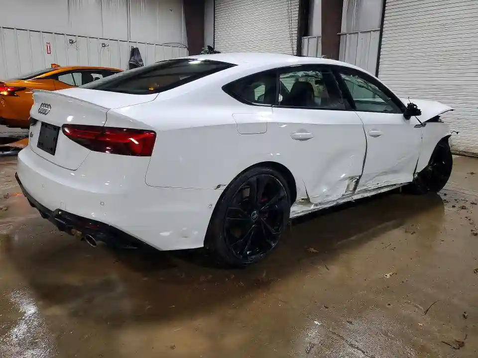 WAUB4CF57MA016727 2021 AUDI S5/RS5-2
