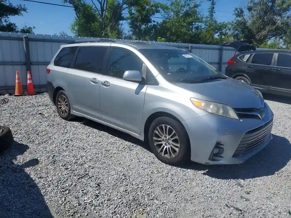 5TDYZ3DC4KS993128 2019 TOYOTA SIENNA-3