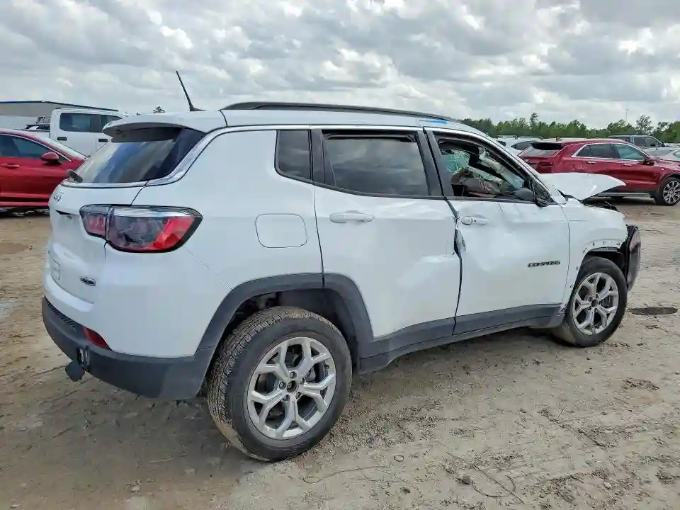 3C4NJDBN5RT119438 2024 JEEP COMPASS-2