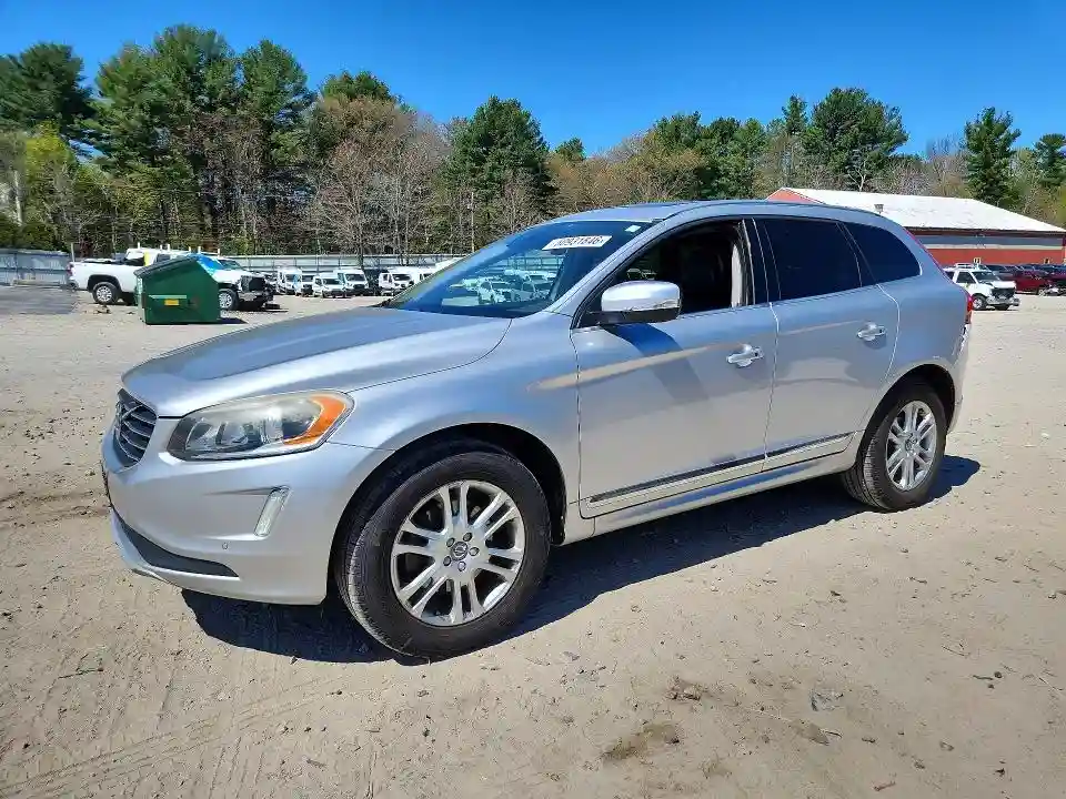 YV4612RK7G2844586 2016 VOLVO XC60-0