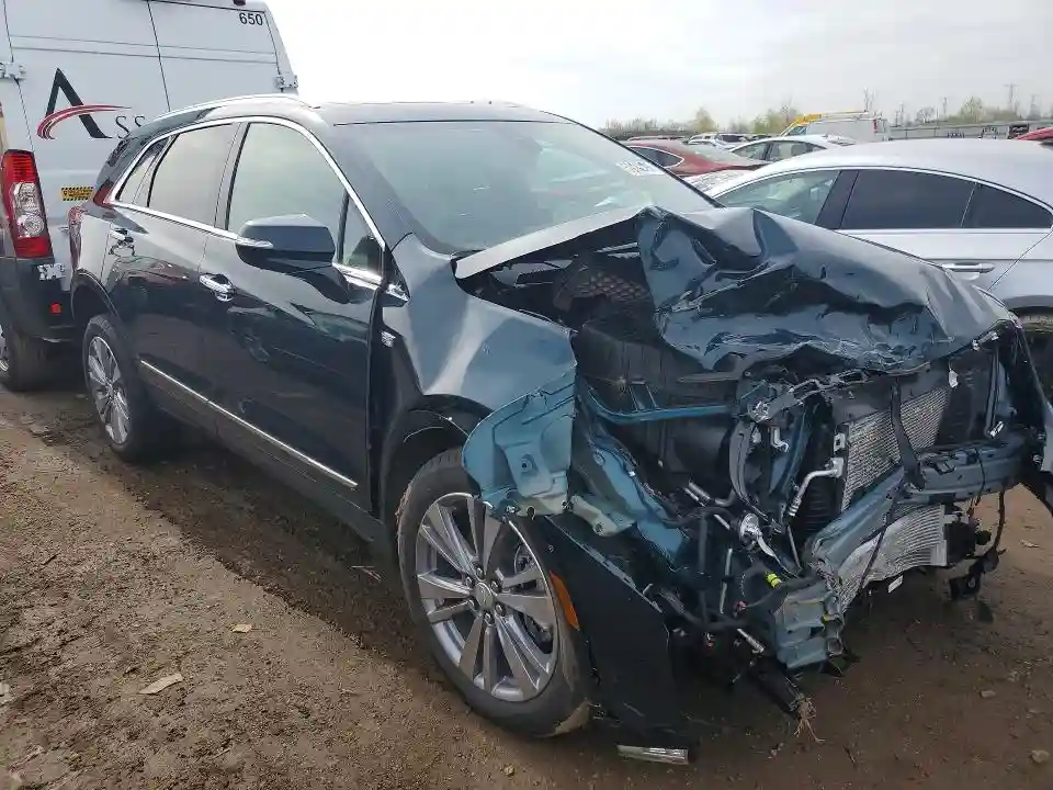 1GYKNDRS2SZ125029 2025 CADILLAC XT5-3