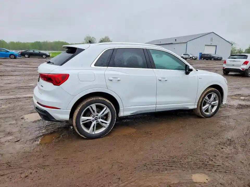 WA1EECF3XR1037374 2024 AUDI Q3-2
