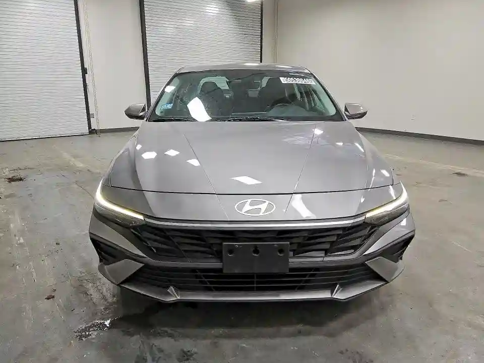 KMHLM4DG6RU725930 2024 HYUNDAI ELANTRA-4